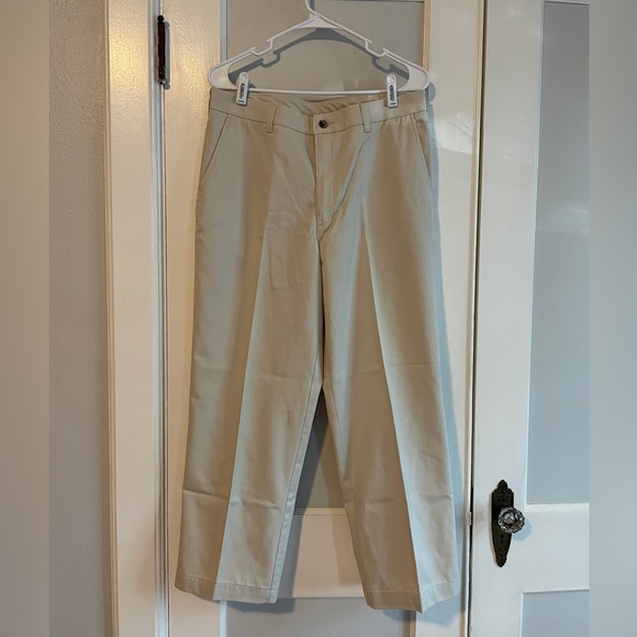 Price drop 🎈Men’s Van Heusen chinos. 2 pairs, 32” waist. Excellent condition. - Picture 4 of 14